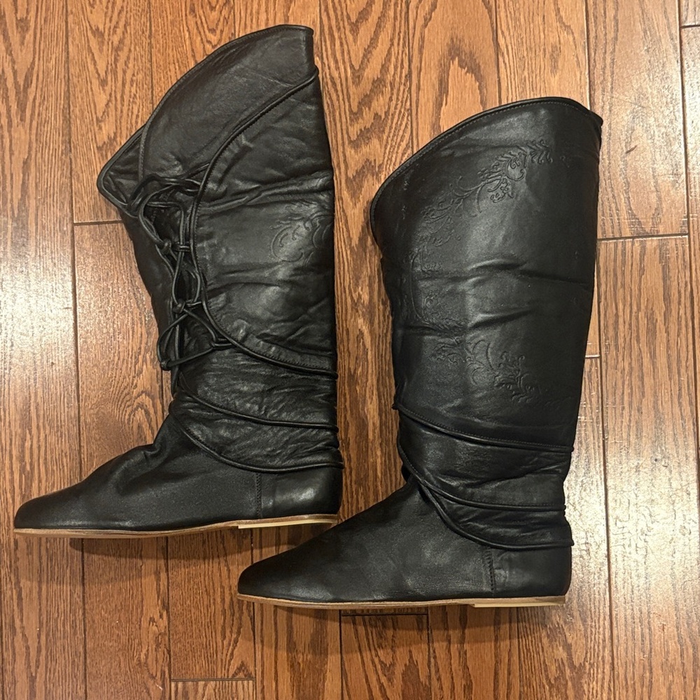 Black Leather Women's Lace up Knee-High Boots